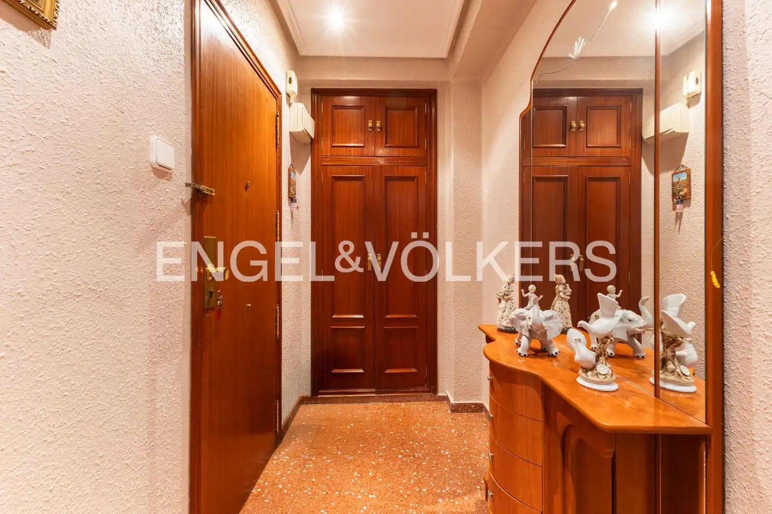 Piso en venta en Valencia con Calefacción y Balcón