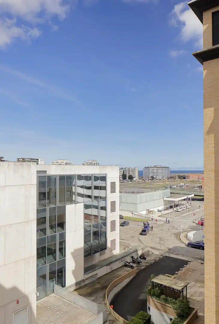 Vista exterior de Piso en venta en Gijón  con Calefacción, Parquet y Trastero