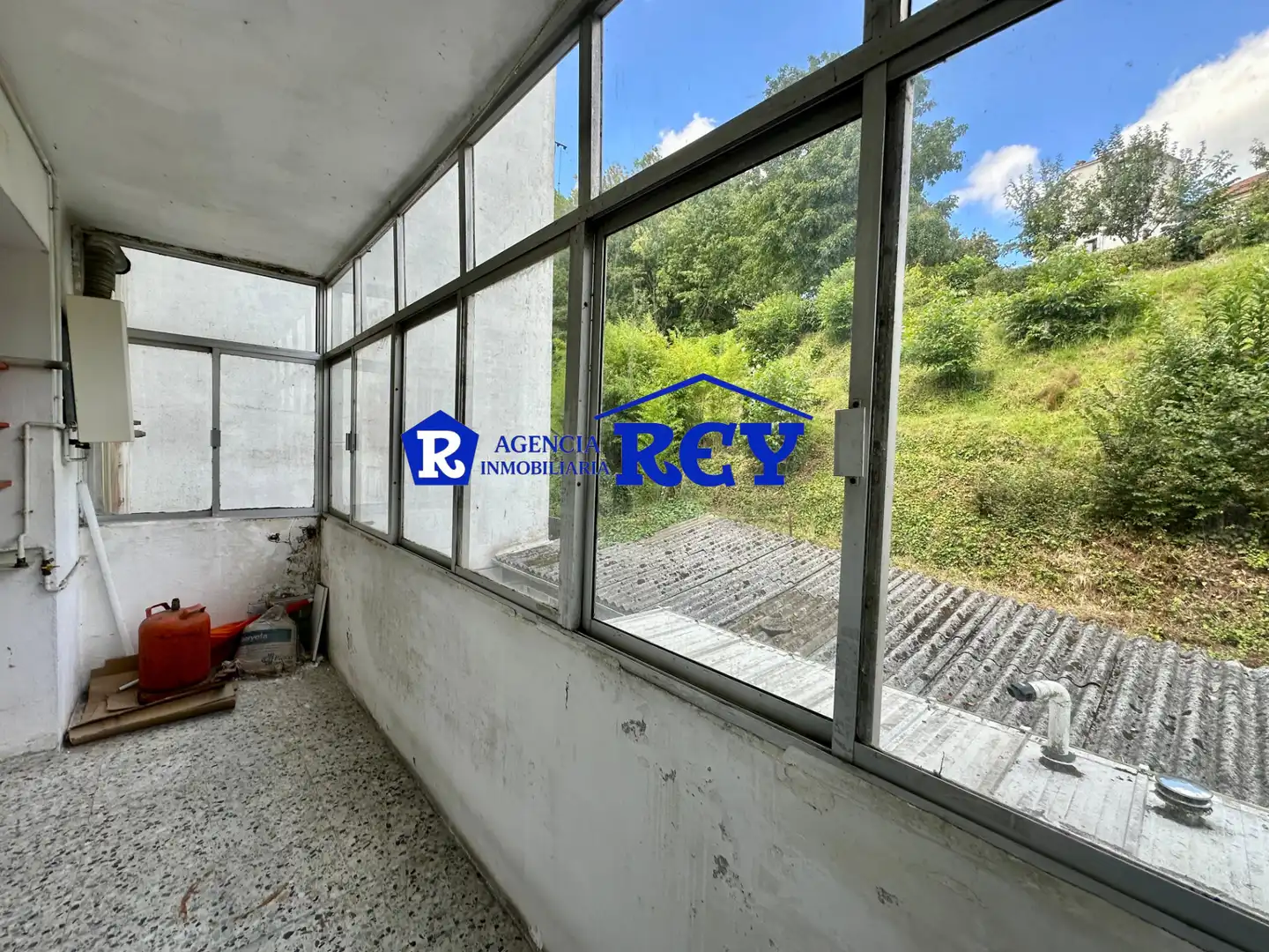 Vista exterior de Pis en venda en Santiago de Compostela 