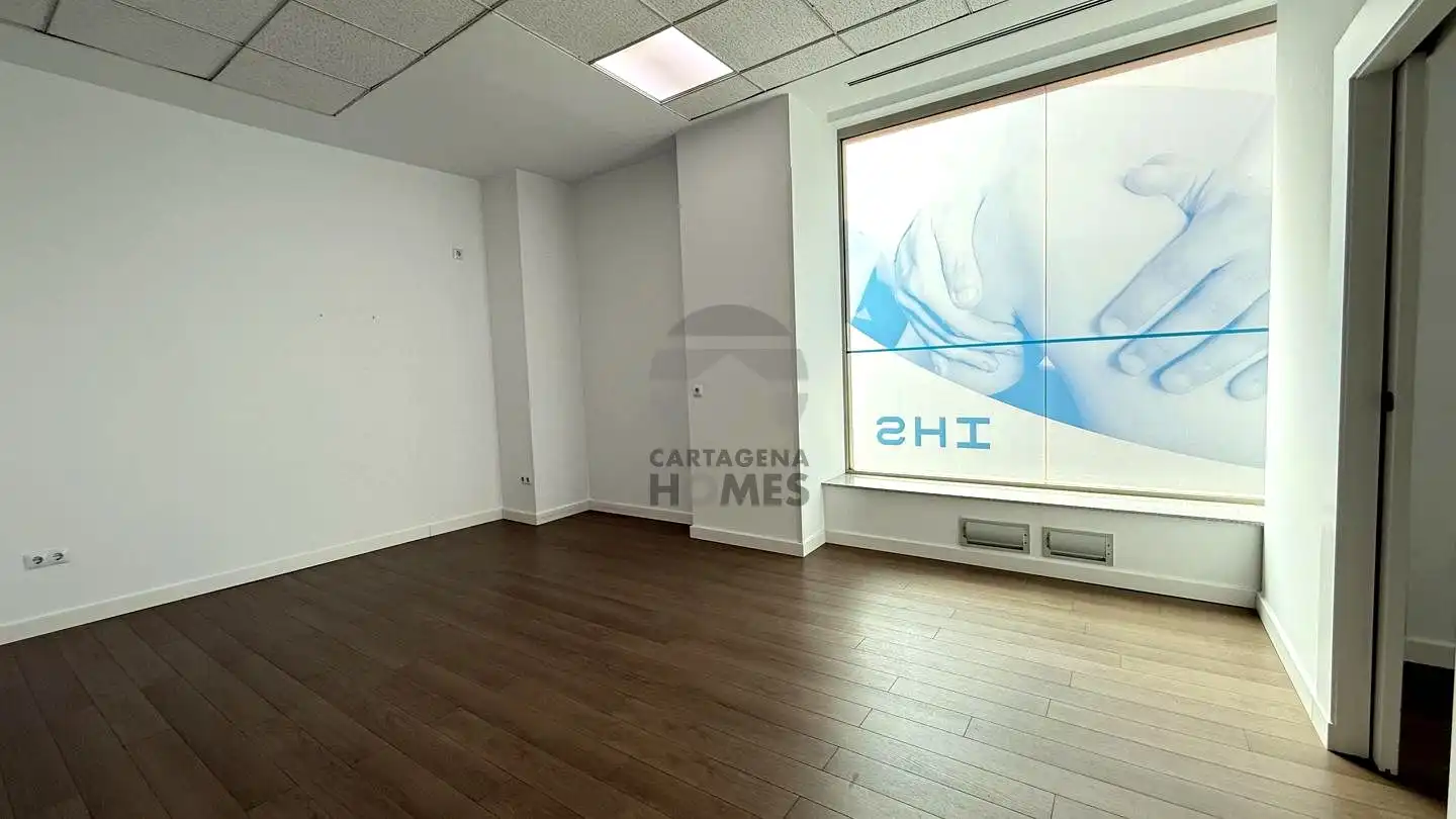 Local en venta en Cartagena con Aire acondicionado