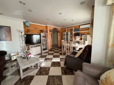 Piso con balcón en venta en Calle Calle Emilio Hernández Selva