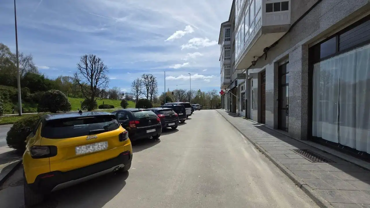 Parkplatz von Geschaftsraum zur Miete in Santiago de Compostela  mit Möbliert