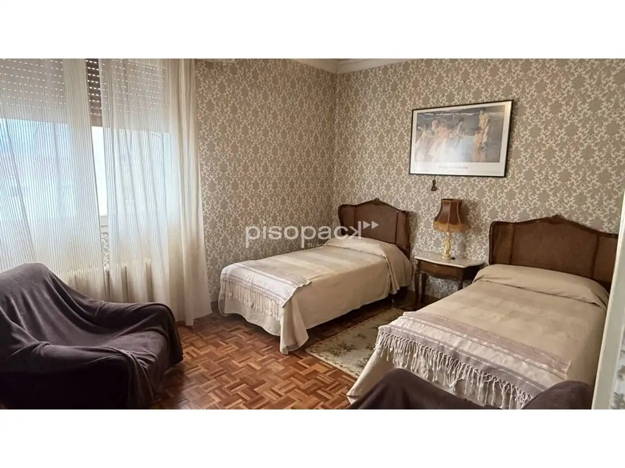 Bedroom of Flat for sale in  Pamplona / Iruña  with Heating, Parquet flooring and Storage room