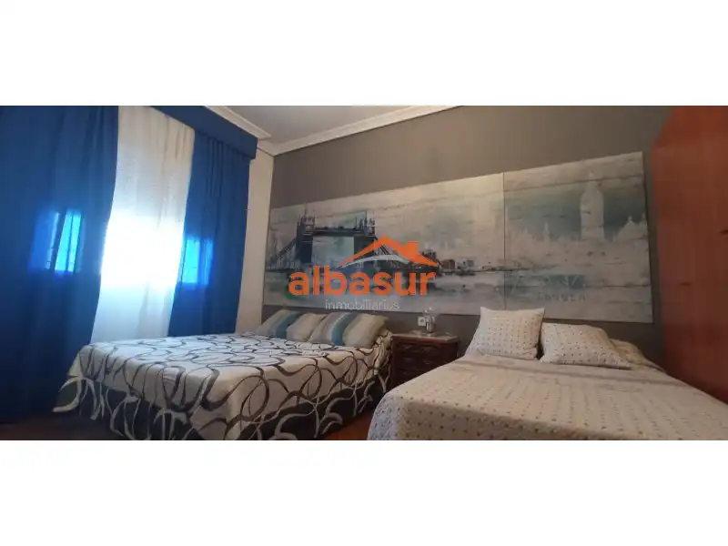 Habitación de Casa o chalet en venta en Fernán-Núñez con Jardín privado y Piscina