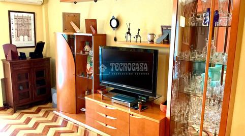 Foto 4 de Piso en venta en Reyes, Madrid