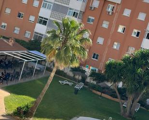 Vista exterior de Estudi en venda en Torremolinos amb Piscina comunitària