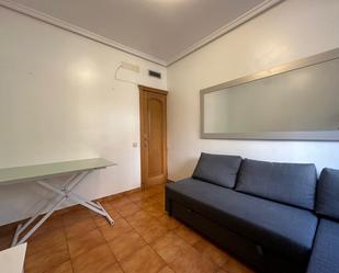 Bedroom of Planta baja for sale in  Madrid Capital