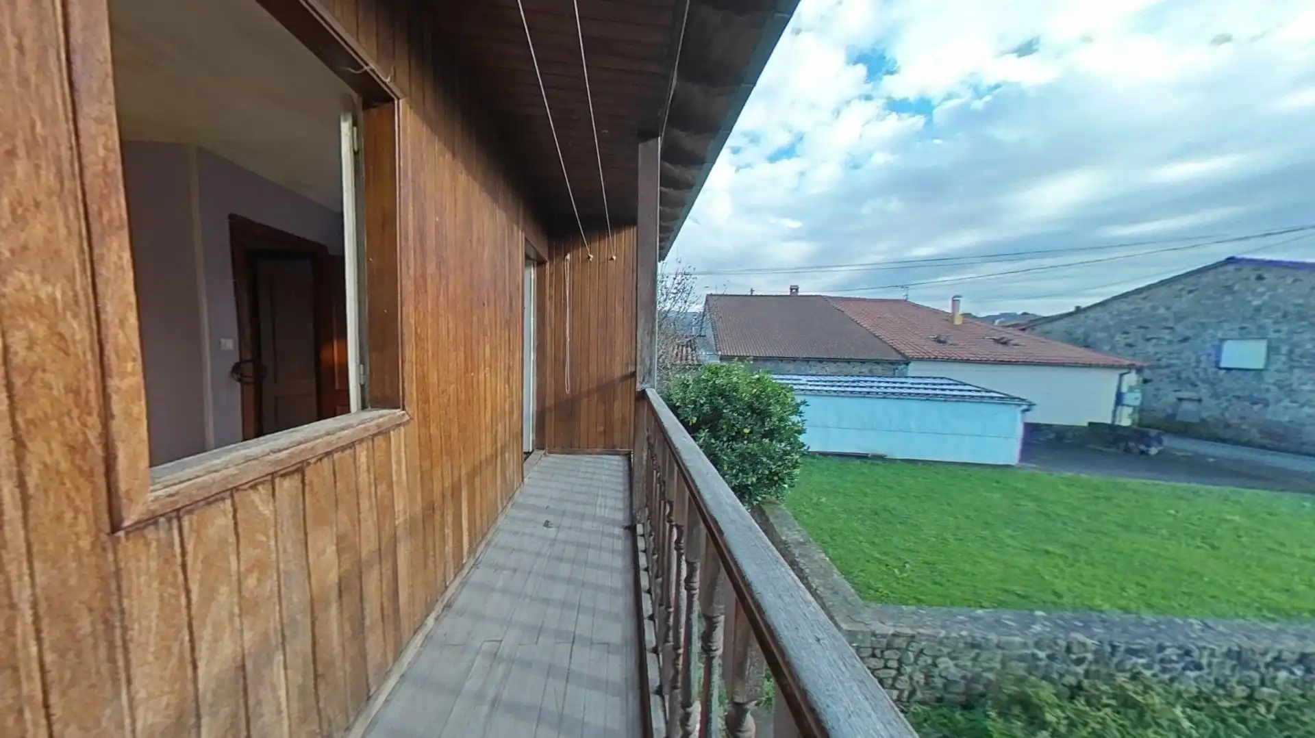 Terrasse von Haus oder Chalet zum Verkauf in Santa María de Cayón mit Privatgarten und Balkon