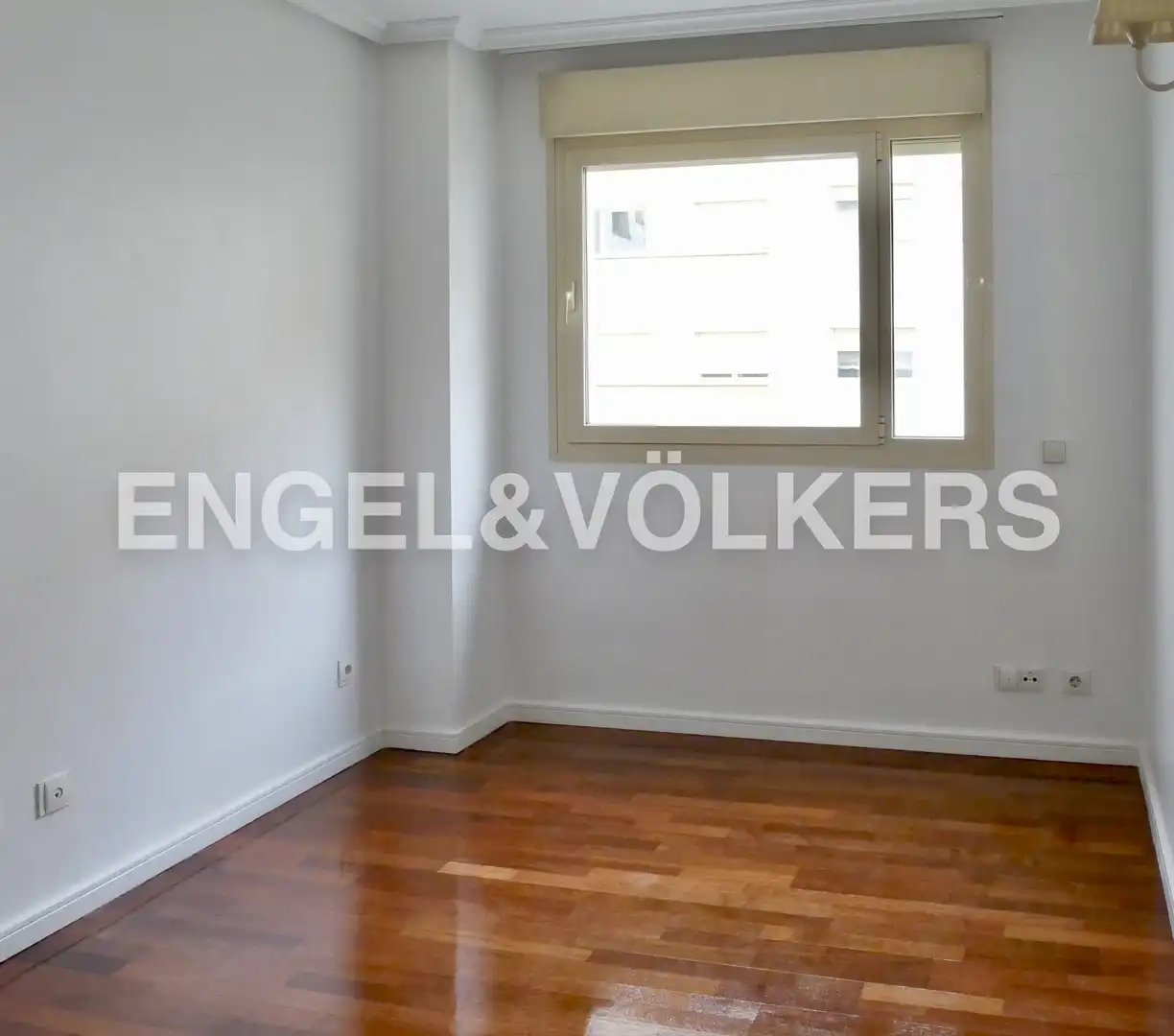 Dining room of Flat for sale in Madrid  with Air Conditioner, Heating and Swimming Pool