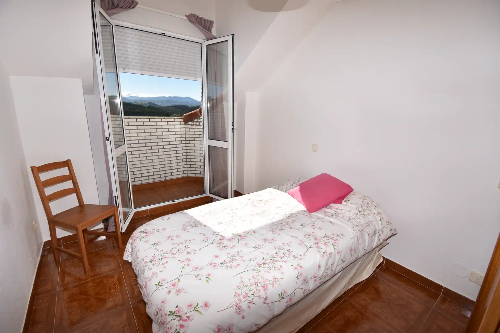 Habitación de Ático en venta en Meruelo con Calefacción y Terraza