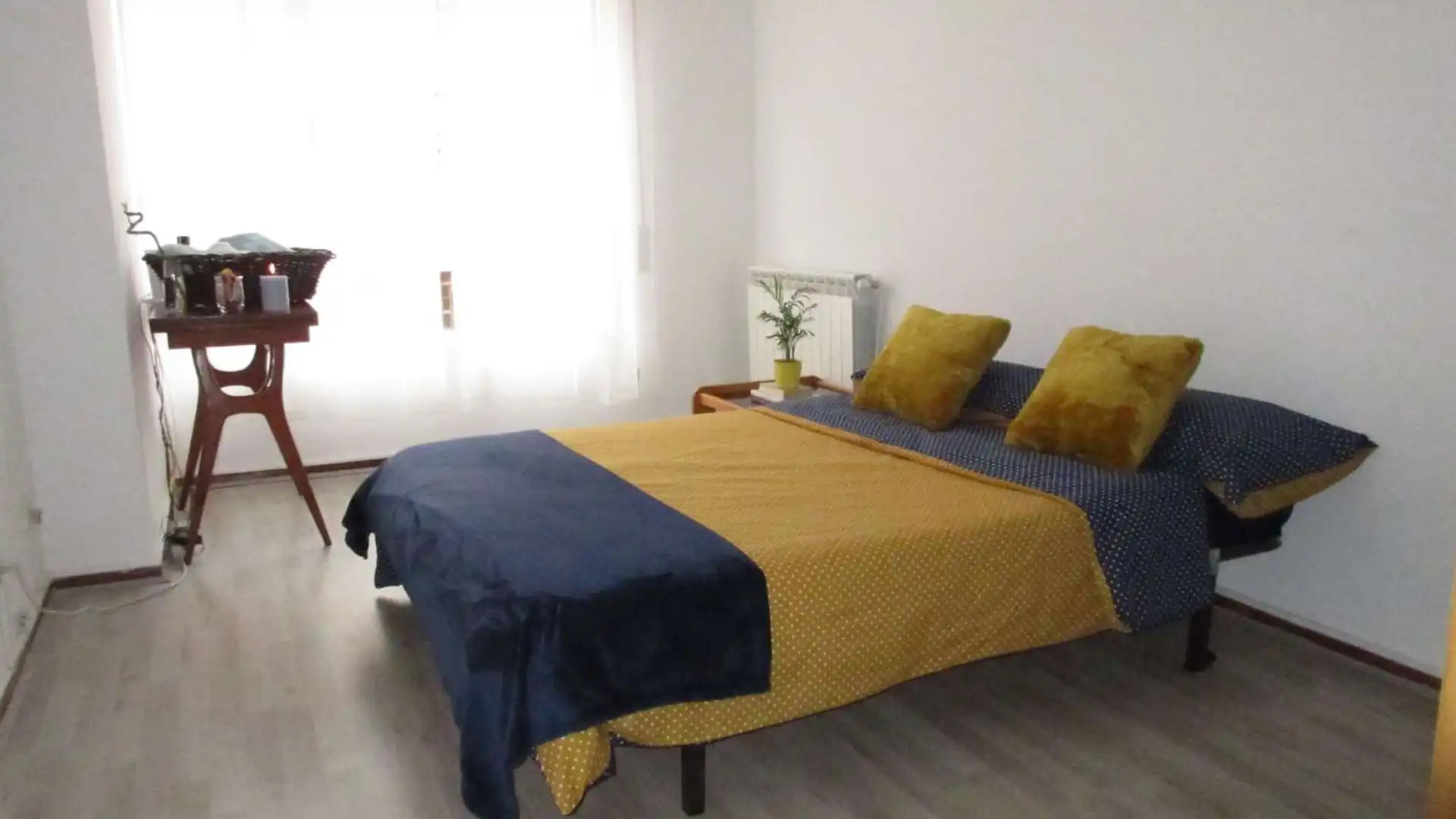 Room in Numancia - San Fernando