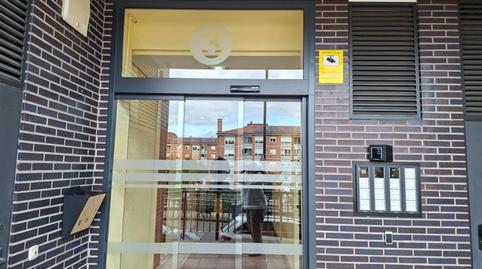 Foto 2 de Piso en venta en Calle Calle Doctor Antonio Bascarán Asunsolo, Cerdeño - El Palais - Mercadín, Oviedo