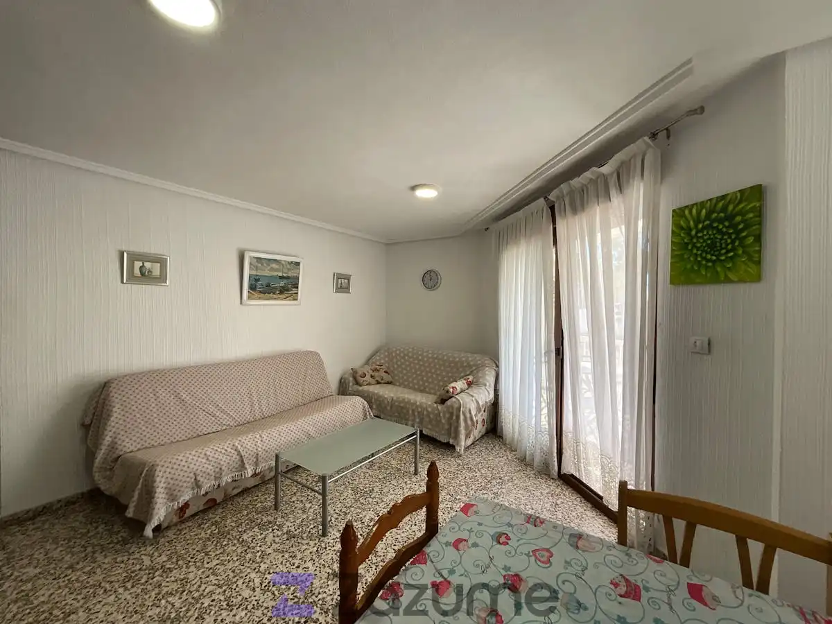 Living room of Flat for rent in Torrevieja  with Air Conditioner, Heating and Terrace