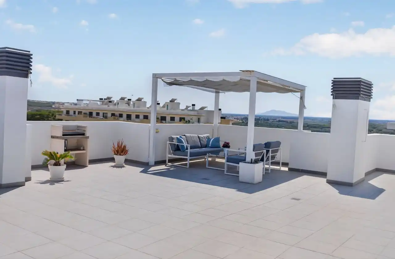 Terraza de Ático en venta en Elche / Elx con Aire acondicionado, Calefacción y Jardín privado