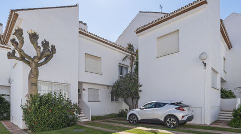 Photo 3 of Single-family semi-detached for sale in Guadalobón, Estepona