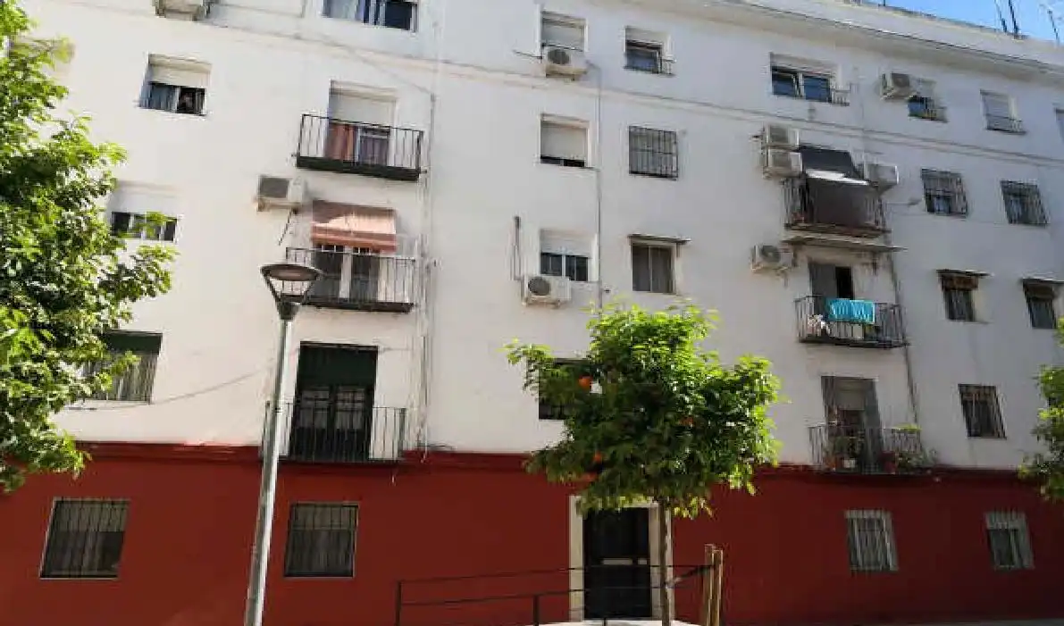 Vista exterior de Casa o xalet en venda en Sevilla