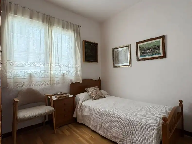 Bedroom of Flat for sale in Fuencarral - El Pardo