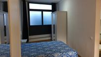 Schlafzimmer von Wohnung miete in  Barcelona Capital mit Möbliert, Ofen und Waschmaschine