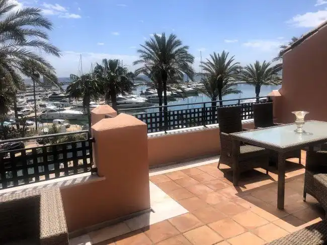 Apartment with lift for sale in Puerto de Sotogrande - La Marina, imagen 5