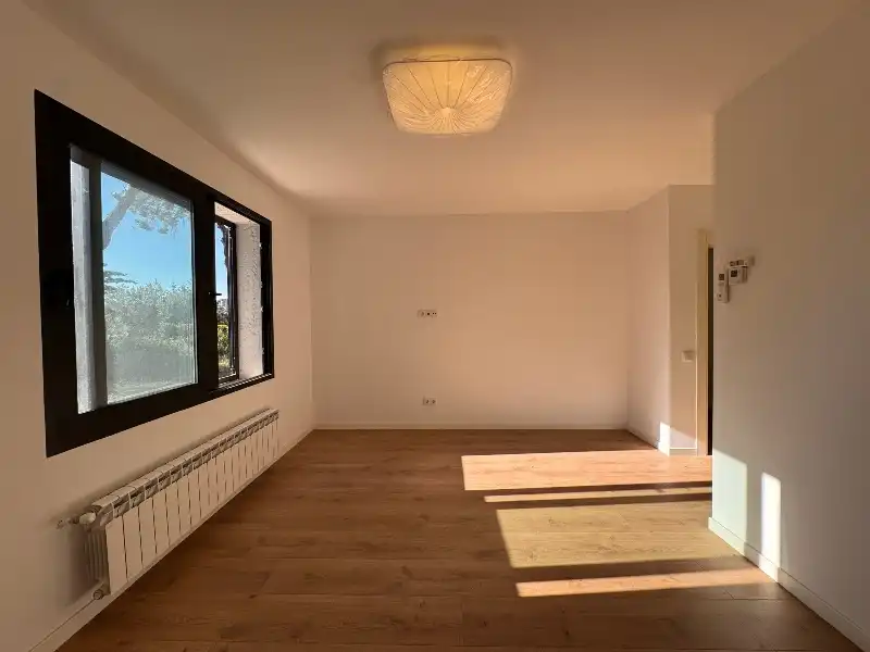 Dormitori de Casa o xalet en venda en Cabrera de Mar amb Aire condicionat, Calefacció i Jardí privat