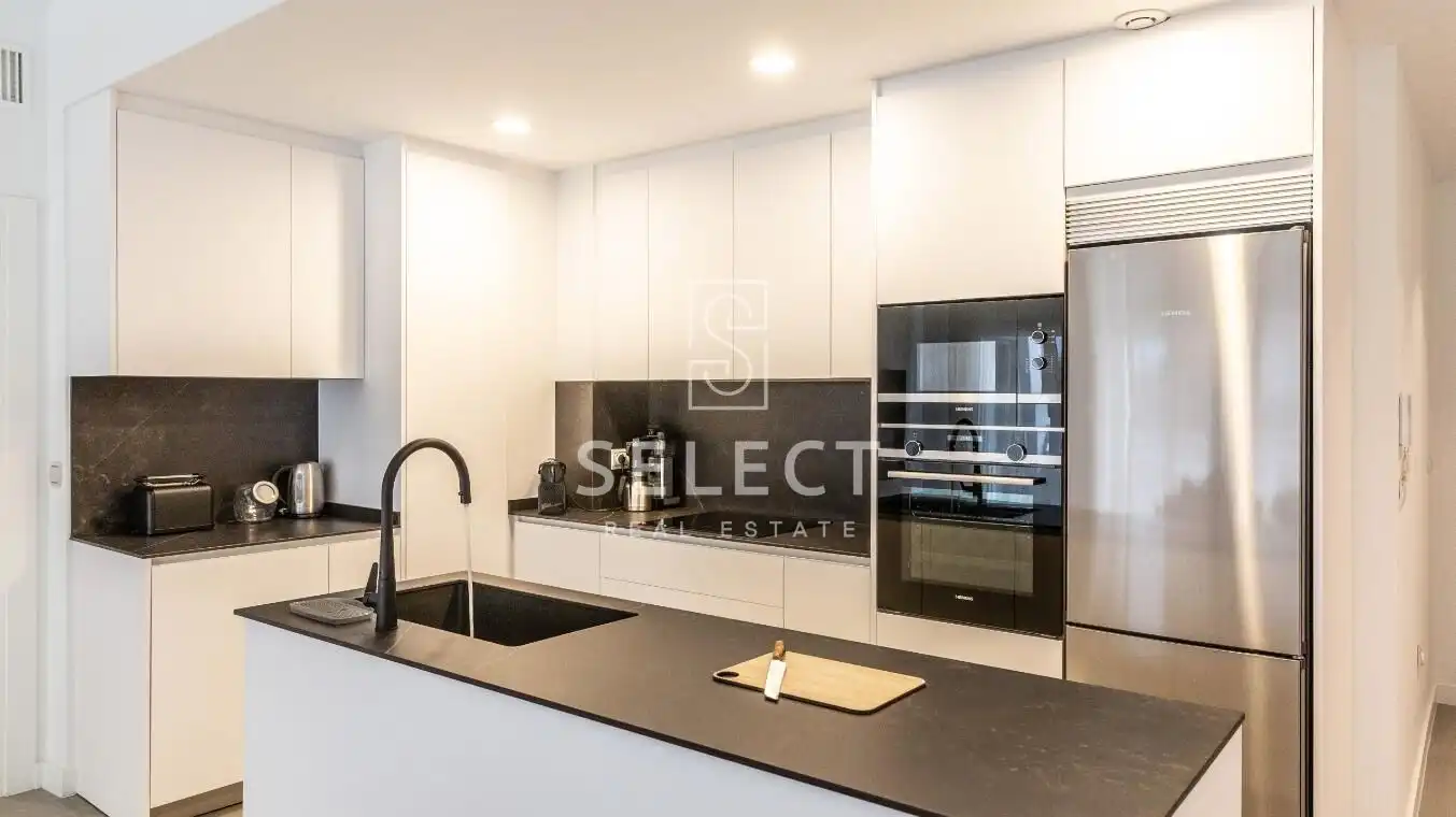 Cocina de Apartamento en venta en Motril con Aire acondicionado, Calefacción y Jardín privado