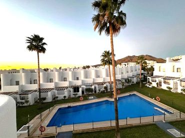 Maisonette mit Pool zum Verkauf in El Palmeral