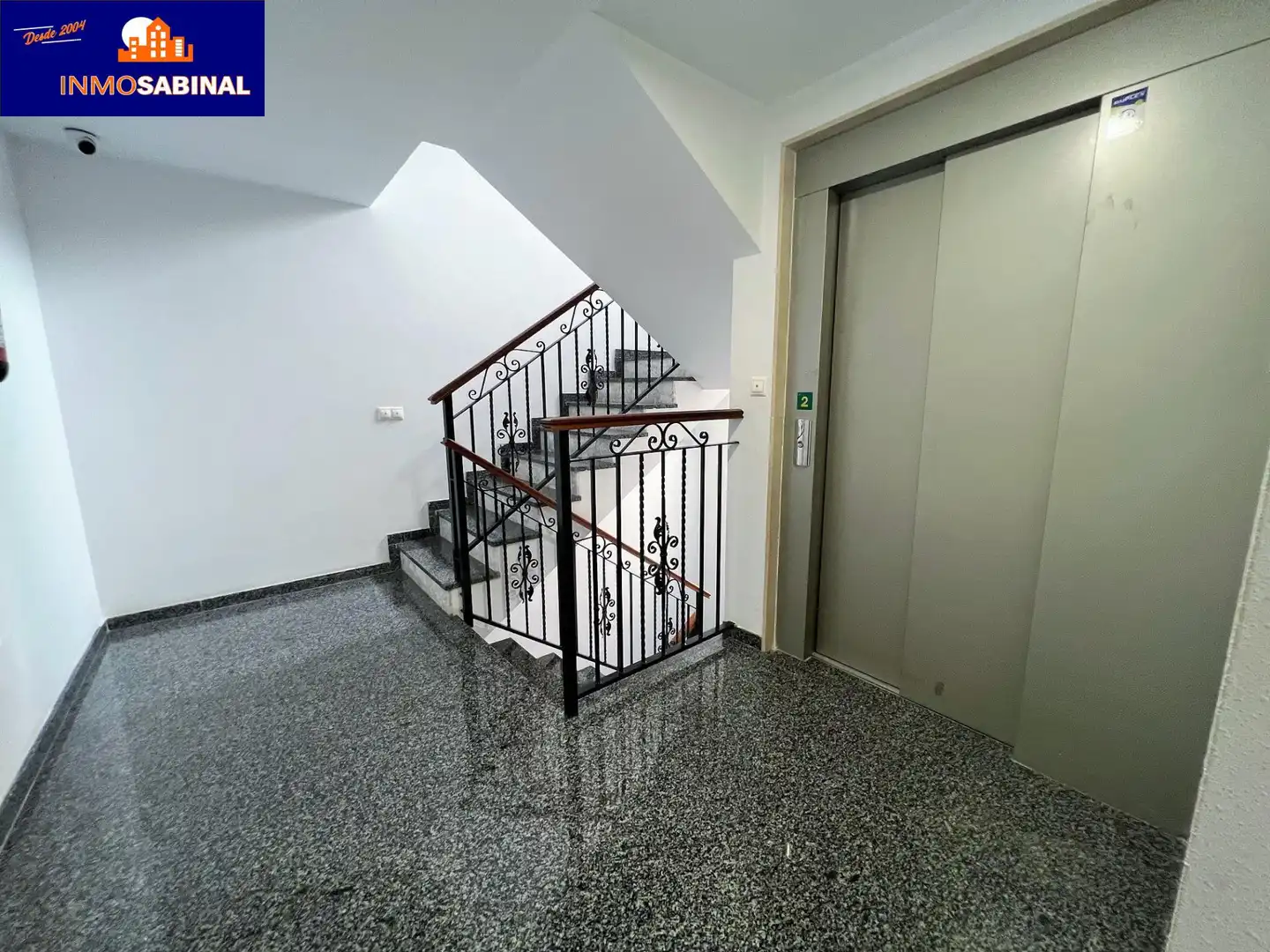 Flat for sale in Roquetas de Mar  with Air Conditioner, Terrace and Furnished