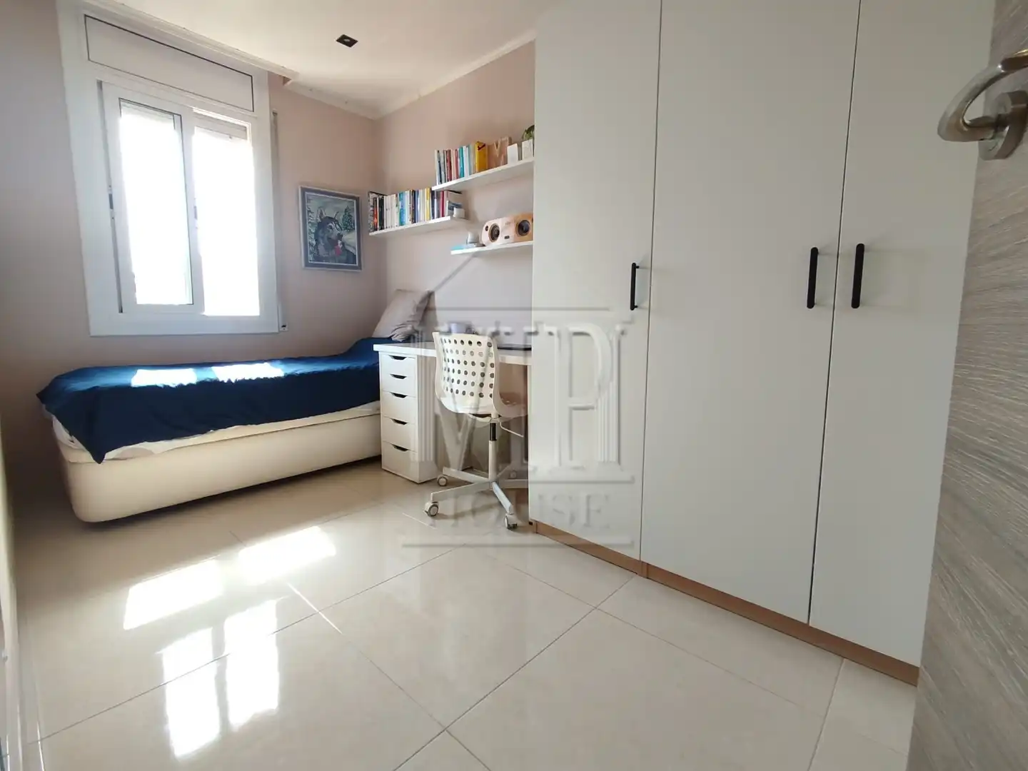 Dormitori de Casa adosada en venda en Badalona amb Aire condicionat, Calefacció i Jardí privat