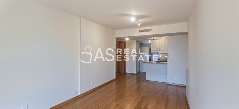 Bedroom of Flat for sale in  Madrid Capital  with Air Conditioner and Swimming Pool