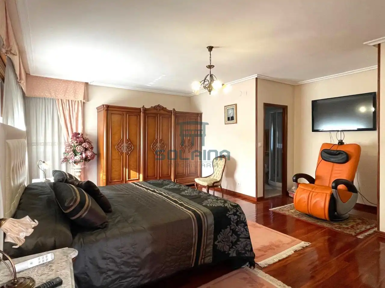 Habitación de Casa o chalet en venta en Ourense Capital  con Calefacción, Jardín privado y Terraza
