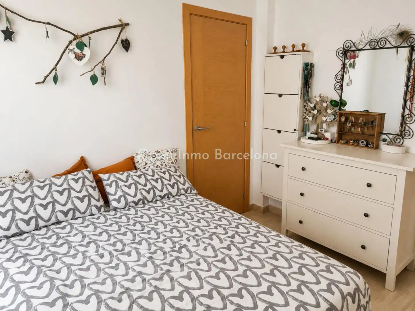Bedroom of Flat for sale in Vilanova i la Geltrú  with Air Conditioner and Heating
