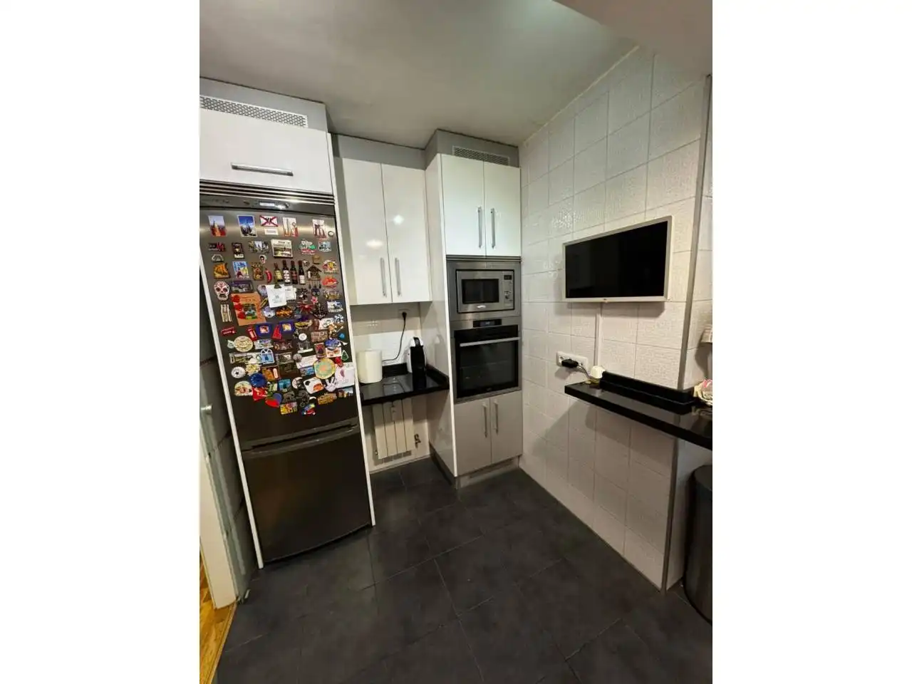 Cocina de Piso en venta en Oviedo  con Calefacción, Parquet y Terraza