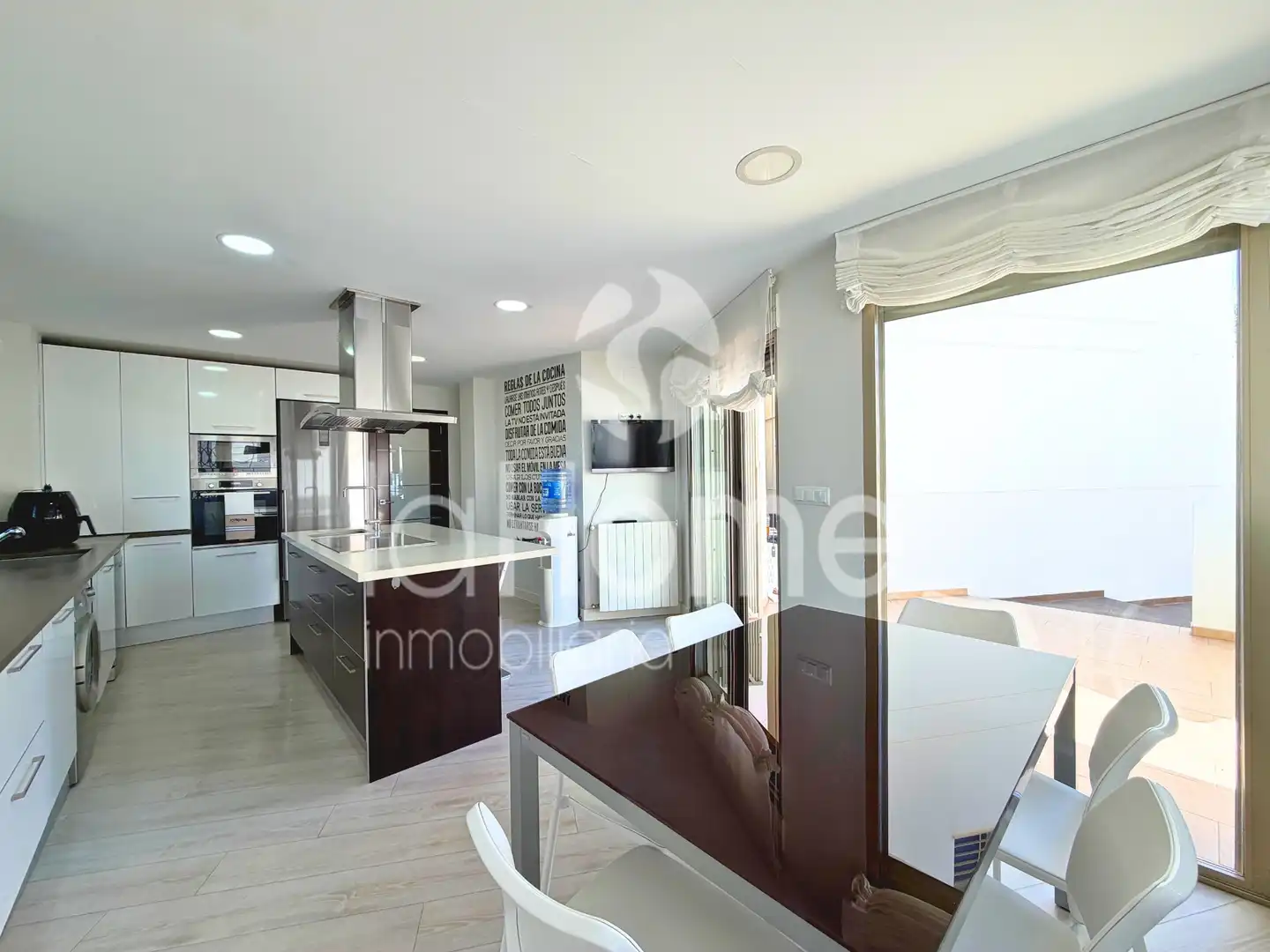 Cocina de Casa o chalet en venta en Paterna con Aire acondicionado, Calefacción y Jardín privado