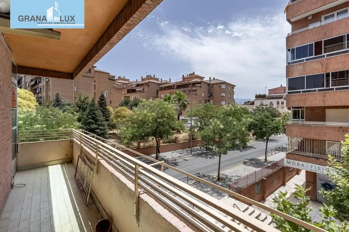 Piso con terraza en venta en Avenida DE PULIANAS