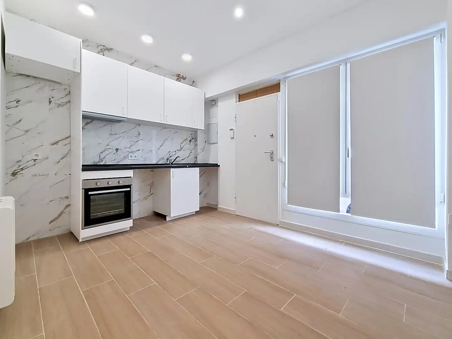 Cocina de Piso en venta en Madrid con Calefacción y Alarma