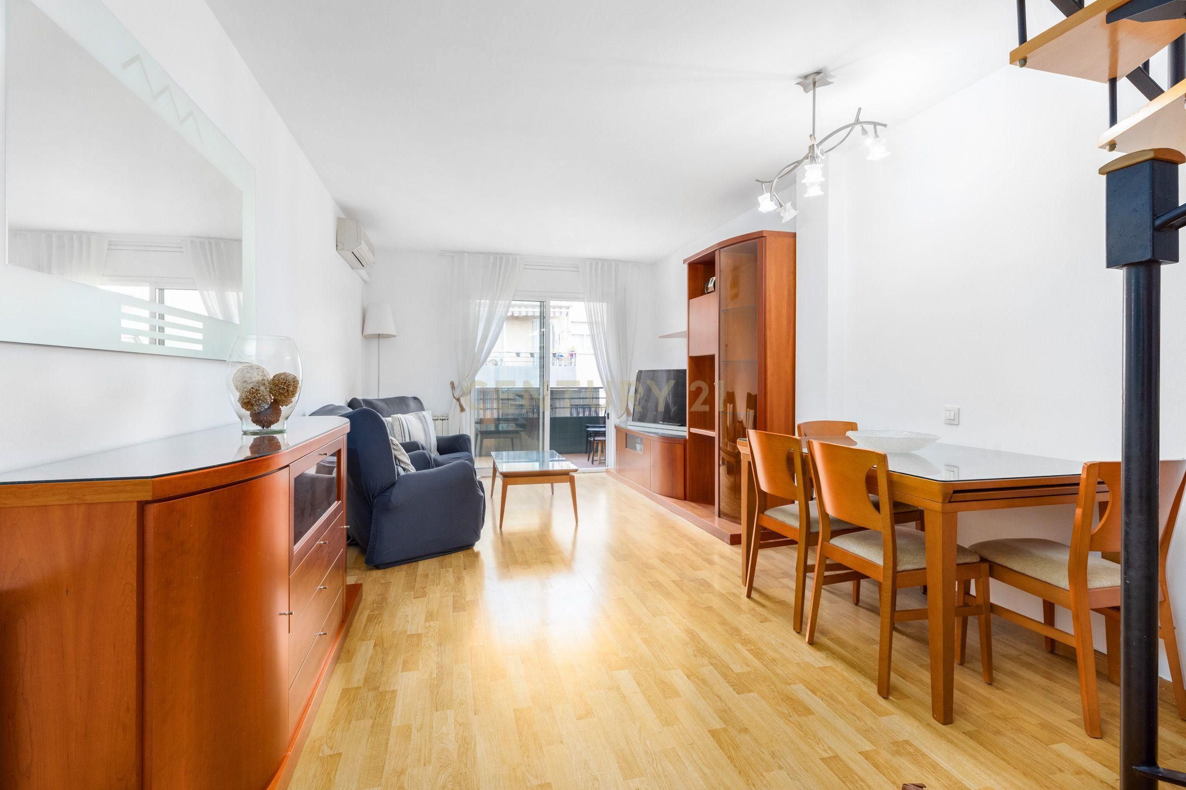 Exterior view of Duplex for sale in Parets del Vallès