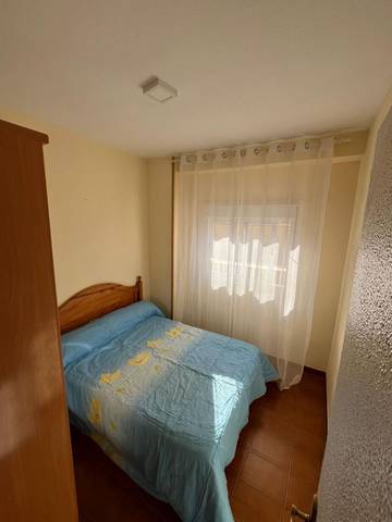 Piso en Alquiler en plaza roble vives en Casco Antiguo