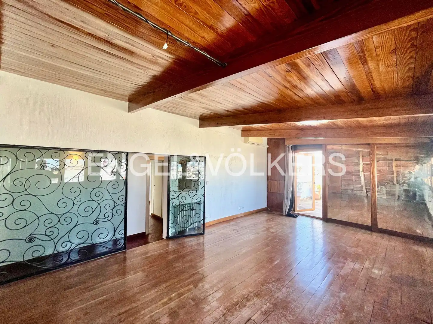Sala d'estar de Àtic de lloguer en Madrid amb Aire condicionat, Calefacció i Terrassa