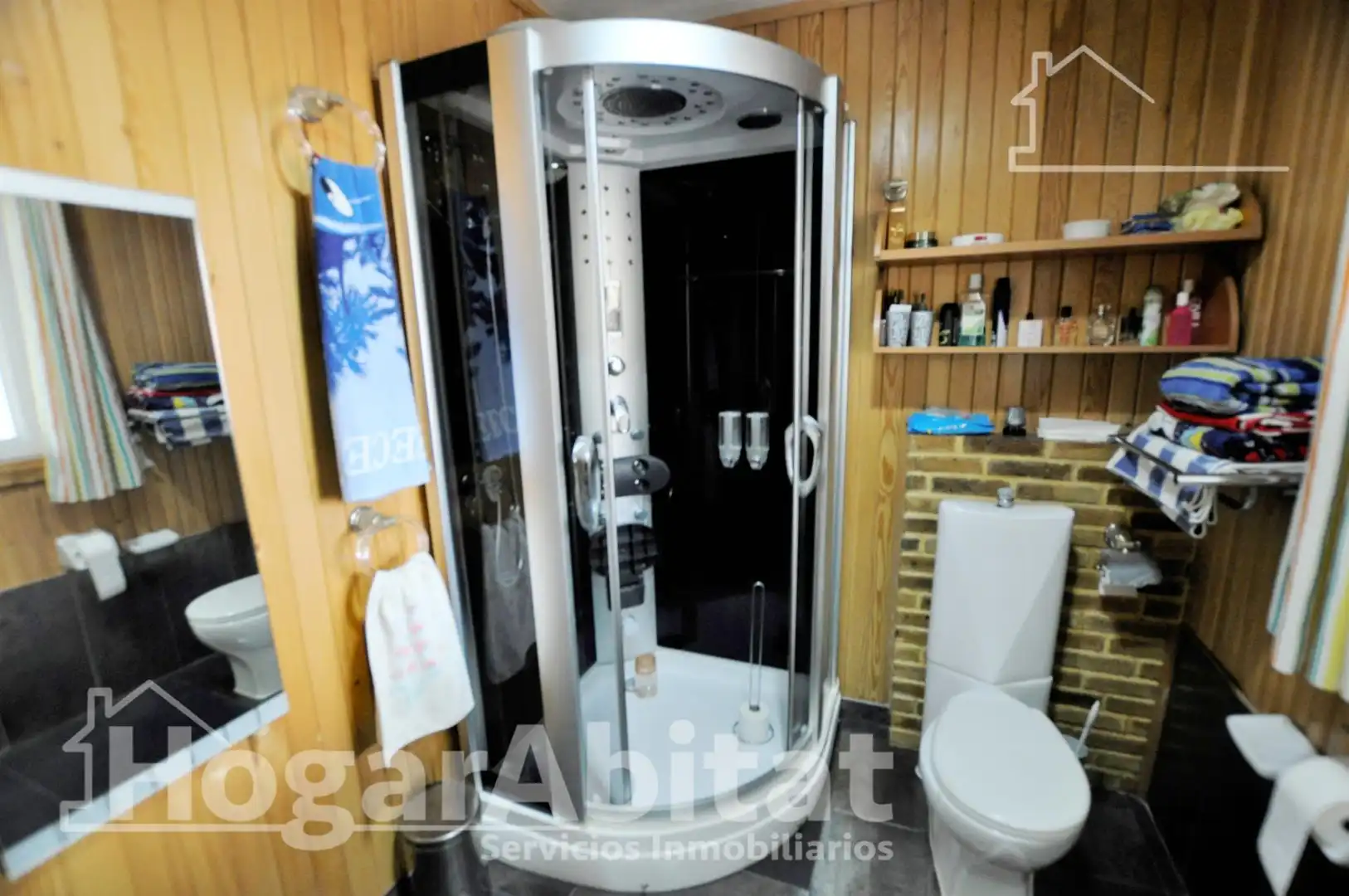 Baño de Casa o chalet en venta en Montserrat con Aire acondicionado, Calefacción y Jardín privado