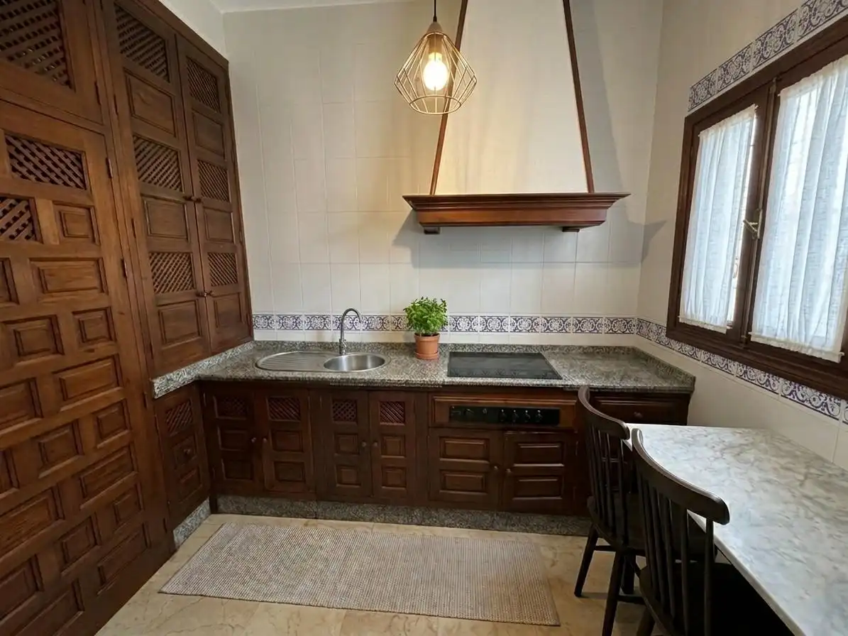 Cocina de Casa o chalet en venta en Carmona con Aire acondicionado, Terraza y Trastero