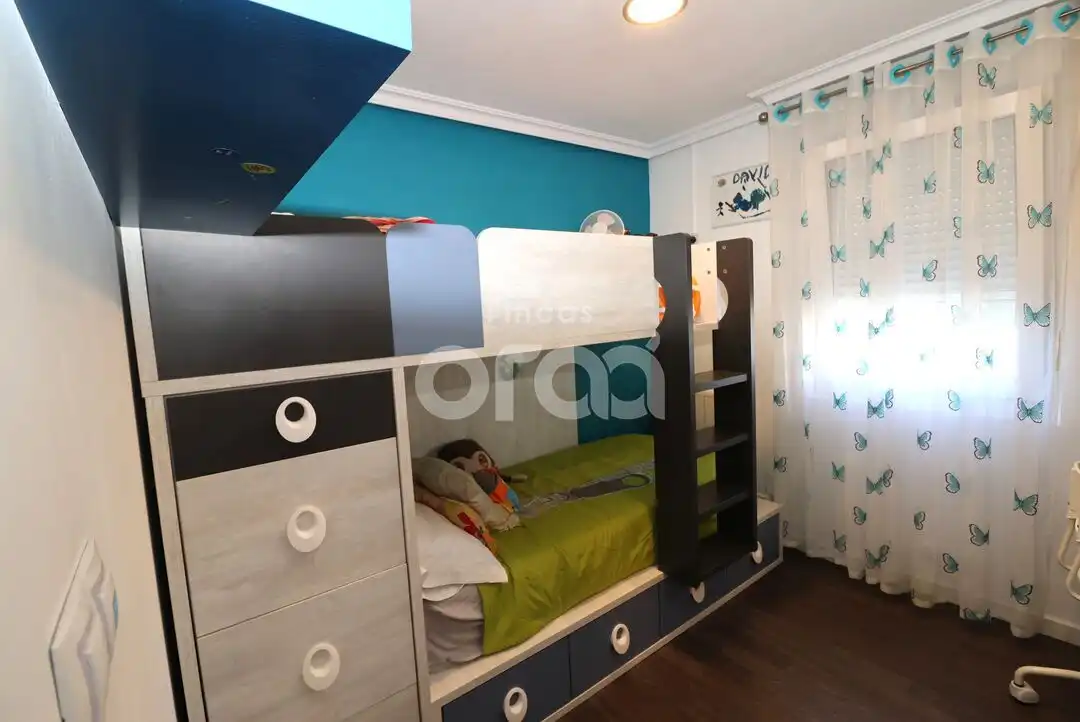 Bedroom of Flat for sale in Santurtzi   with Heating and Parquet flooring