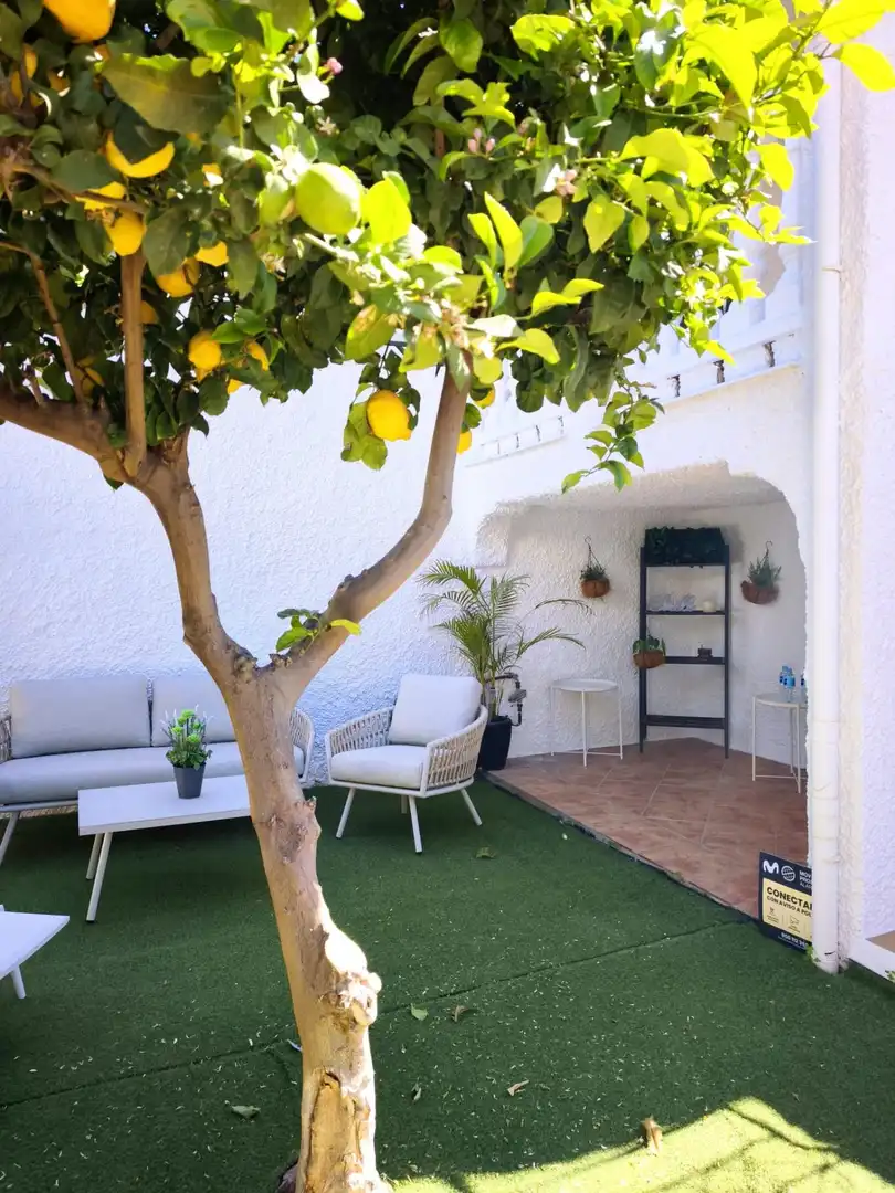 Terraza de Casa adosada de alquiler en Vélez-Málaga