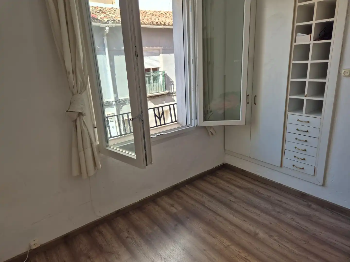 Flat for rent in Plaza de Toros - Avenida Chapí - Trinquete