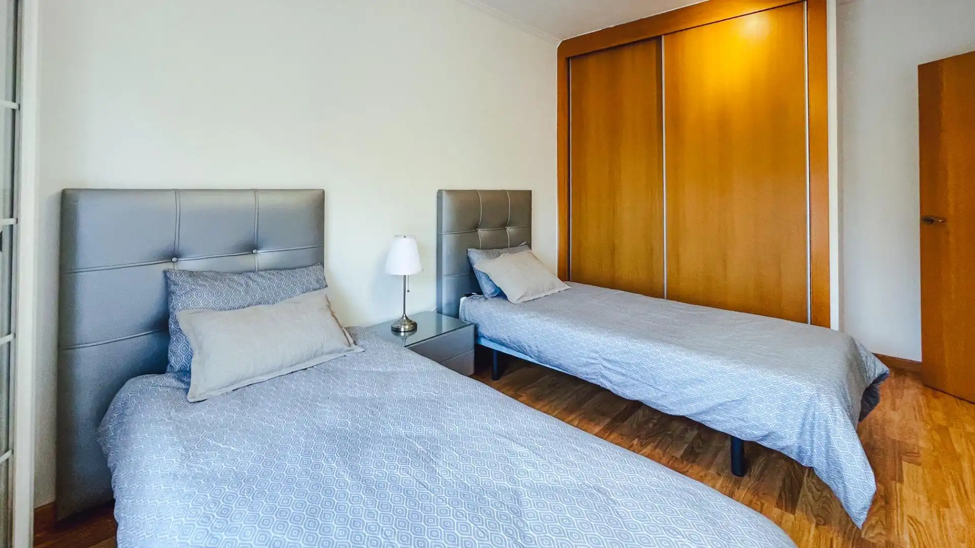 Dormitori de Casa adosada en venda en La Nucia amb Aire condicionat, Jardí privat i Terrassa