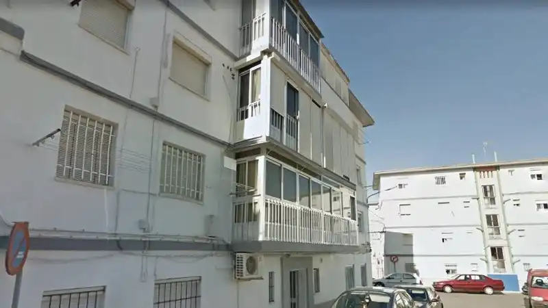 Flat for sale in Calle Joaquin Turina, Ctra Jerez - Ctra del Puerto