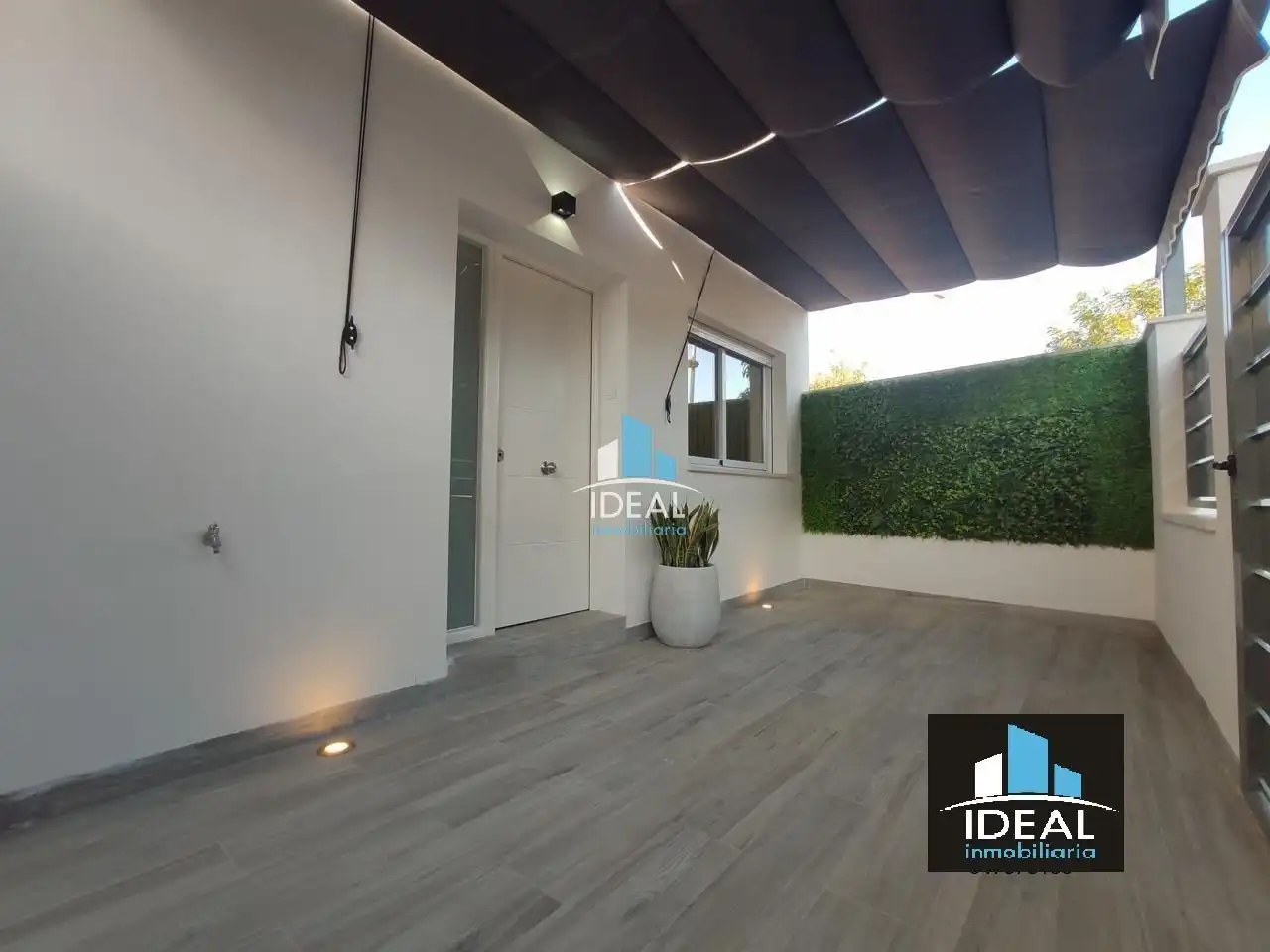 Terraza de Casa adosada en venta en Villanueva de la Serena con Aire acondicionado, Calefacción y Terraza
