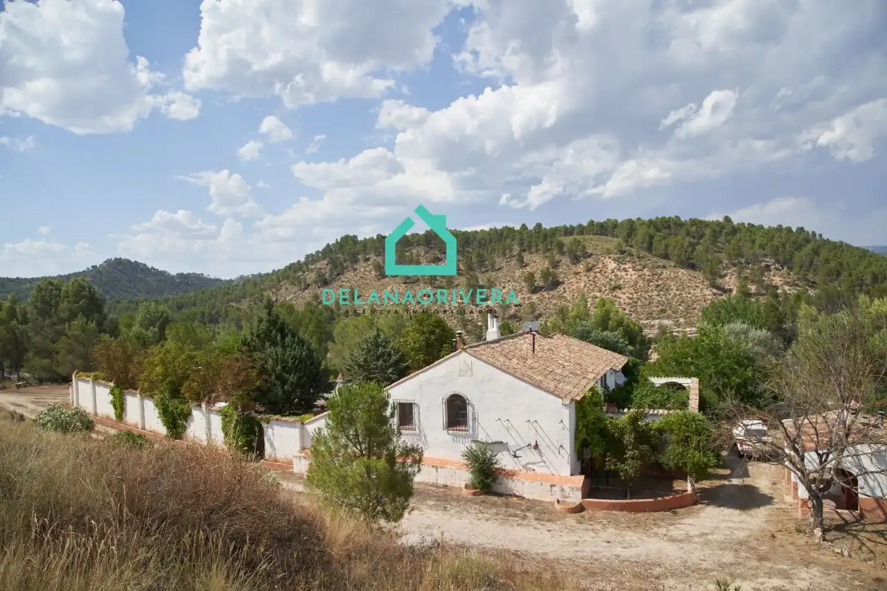 Exterior view of Country homes for rent in Villamalea  with Private garden, Terrace and Swimming Pool