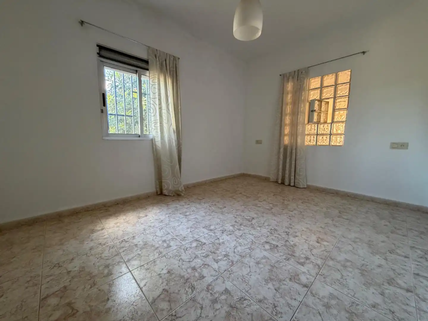 Vista exterior de Casa o chalet en venta en Vilamarxant con Jardín privado, Terraza y Trastero