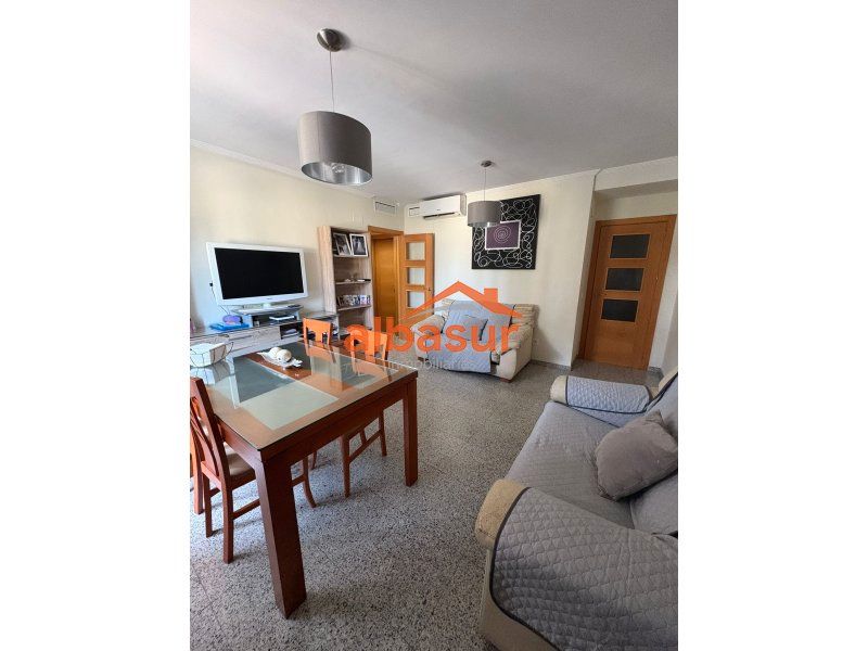 Exterior view of Flat for sale in Fernán-Núñez  with Air Conditioner, Storage room and Furnished