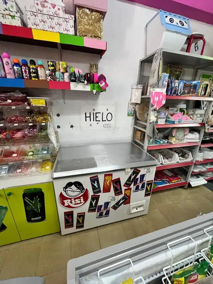 Geschaftsraum zur Miete in Avenida los Caídos, Ahigal